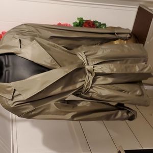 HYPO ACTIVE WOMANS Spr/Fall Rain Jacket